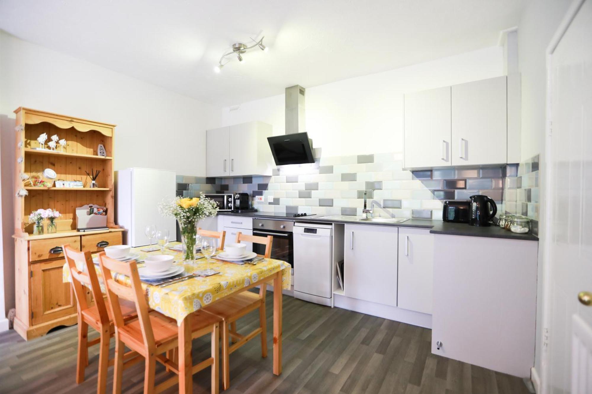 Woodside Ash Hot Tub & Pool Appartement Bideford Buitenkant foto